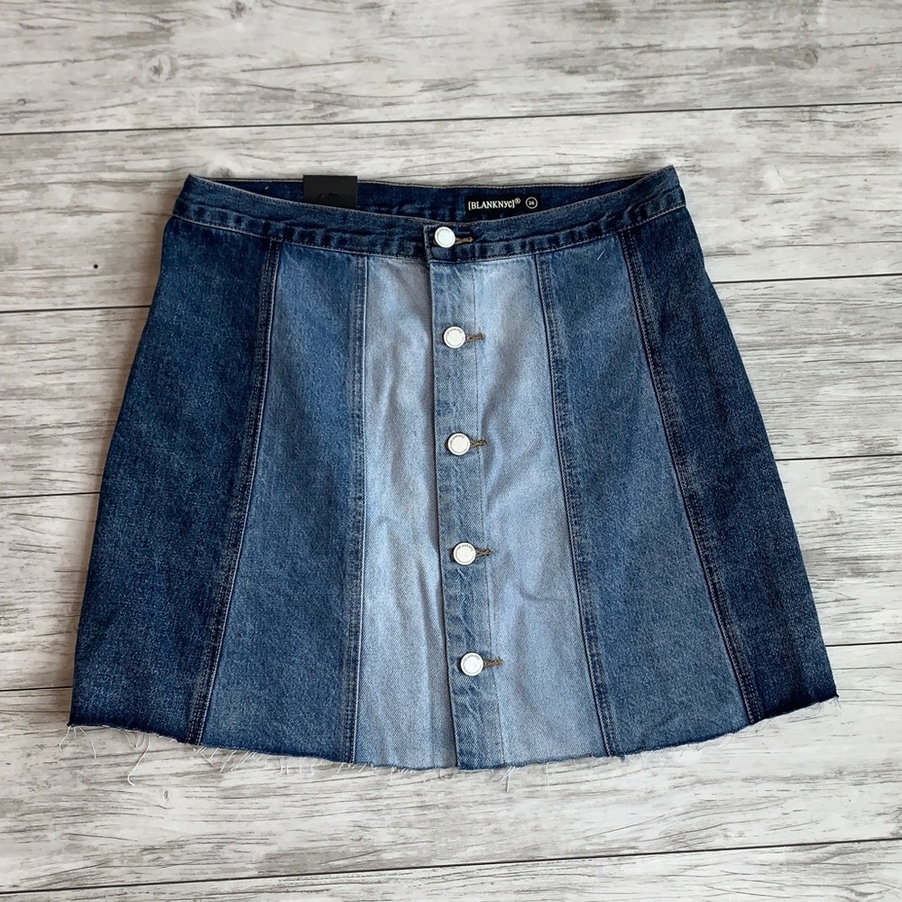 Blank NYC Denim Skirt Size 26 NWT - Picture 1 of 6